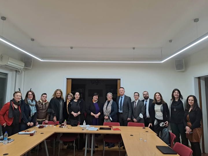 Ομαδική φωτογραφία από τη συνάντηση της ΕΕΔΑ με την Επιτροπή Grevio