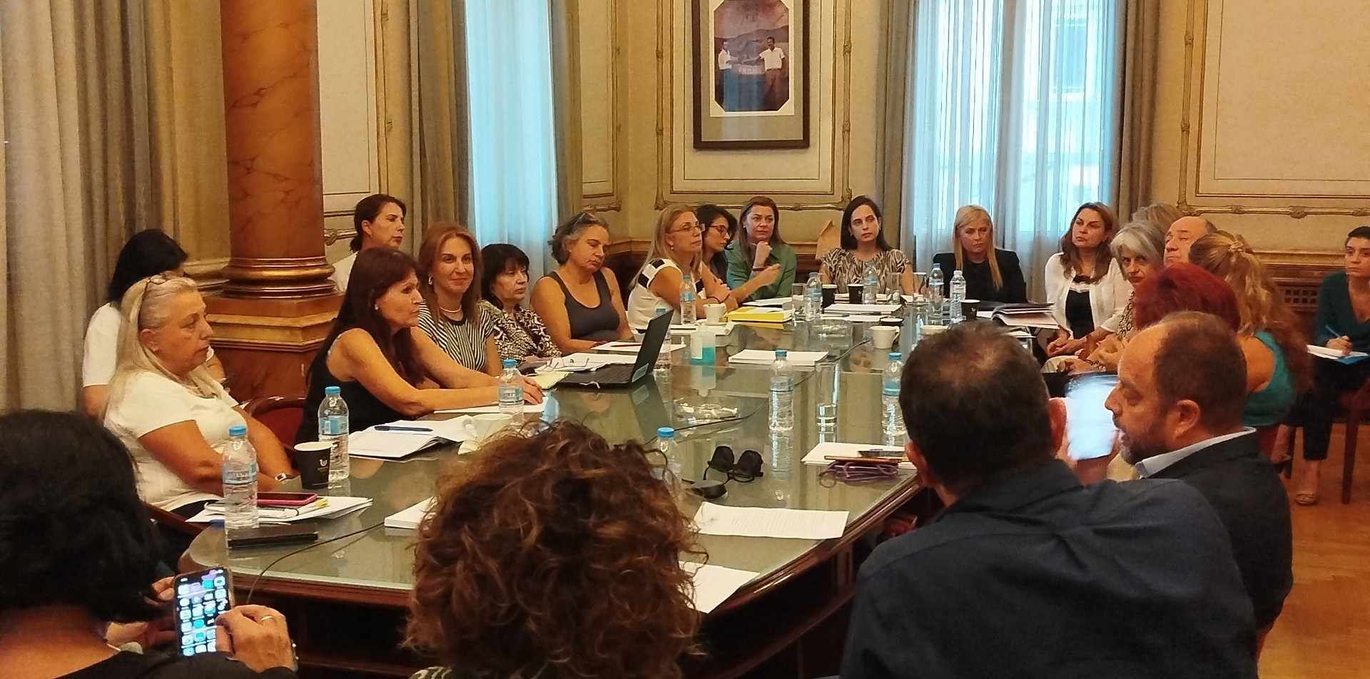 Πλάνο από τη συνάντηση του focus group